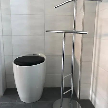 Gasthof Body Kult Loft - Modernes Mit 2 Separaten Schlafzimmern Zwickau